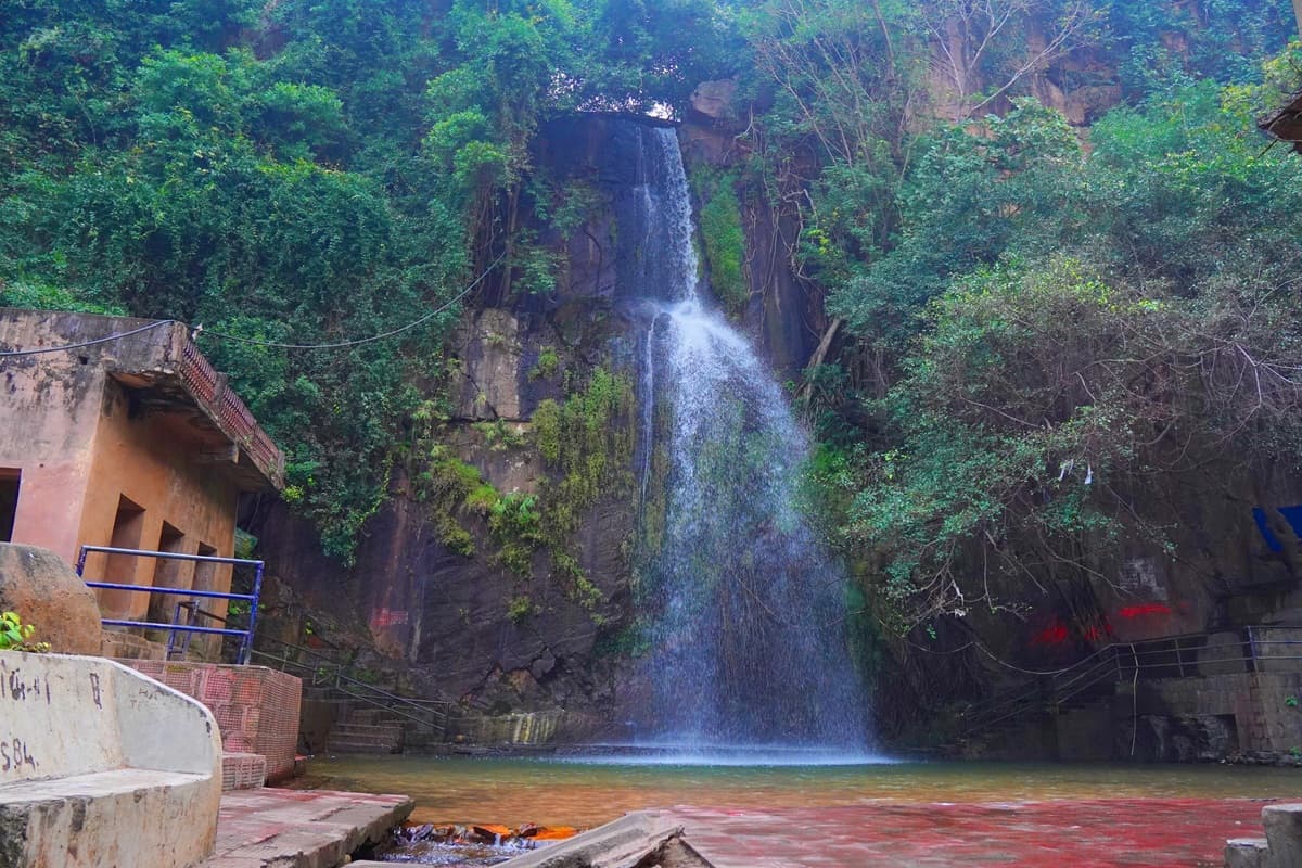 Travel: ककोलत जलप्रपात: एक ऐसा झरना जहां कृष्ण भी नहाने आया करते थे