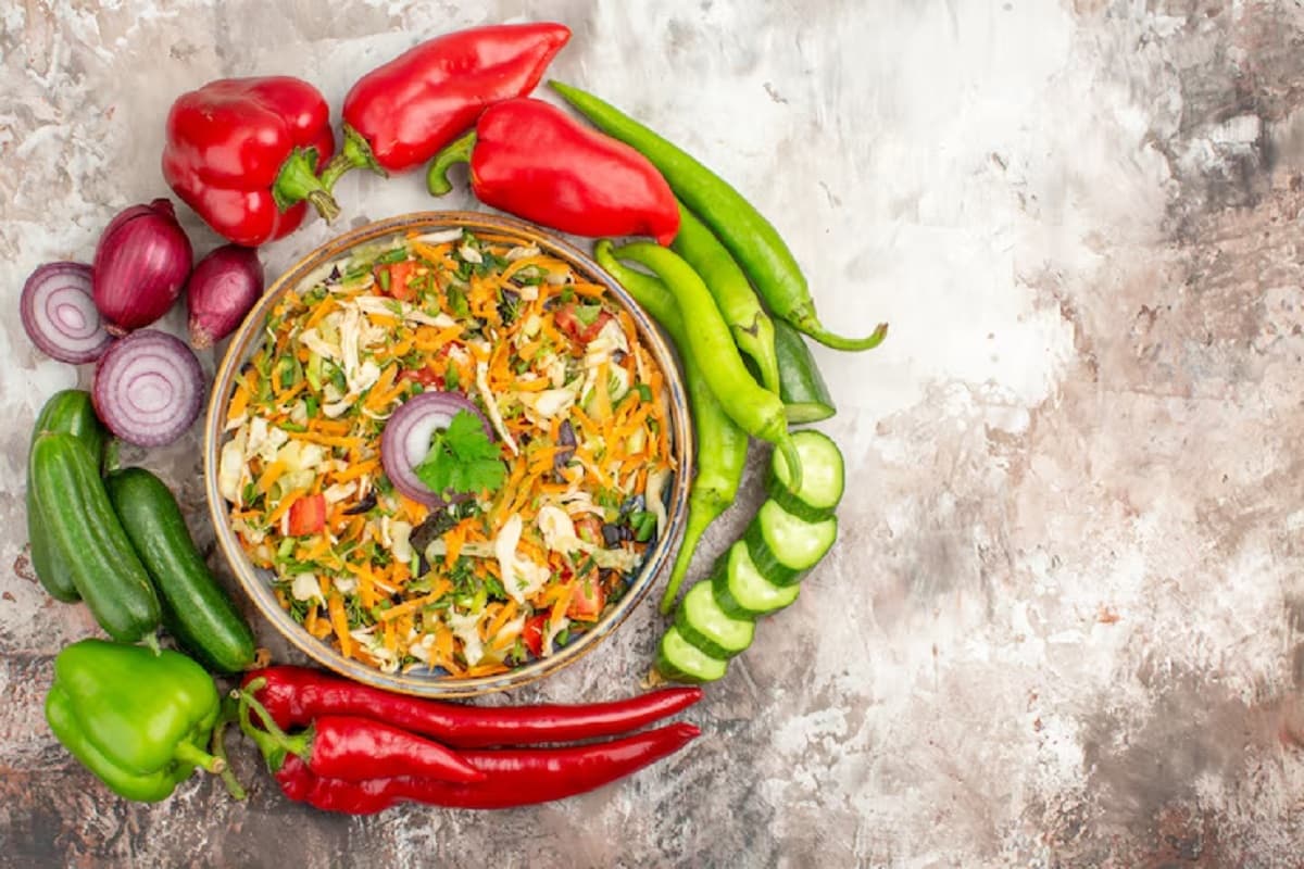 Veg Jalfrezi Recipe: सिर्फ चंद मिनटों में बनाएं टेस्टी वेज जलफरेजी, जानिए आसान विधि
