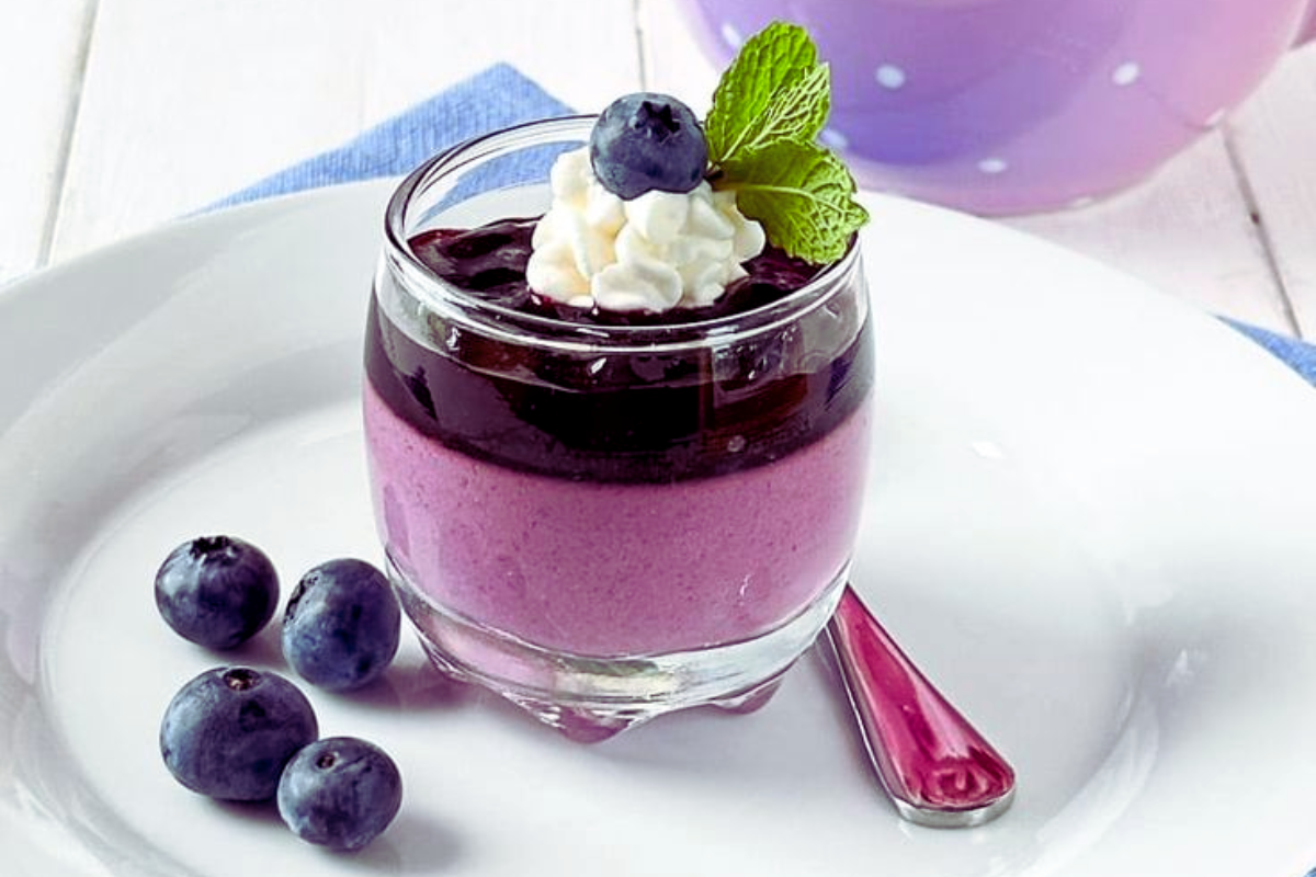 Blueberry Curd Smoothie Recipe: केवल 5 मिनट में बनाएं ब्लूबेरी दही स्मूदी – वेट लॉस के लिए भी है फायदेमंद
