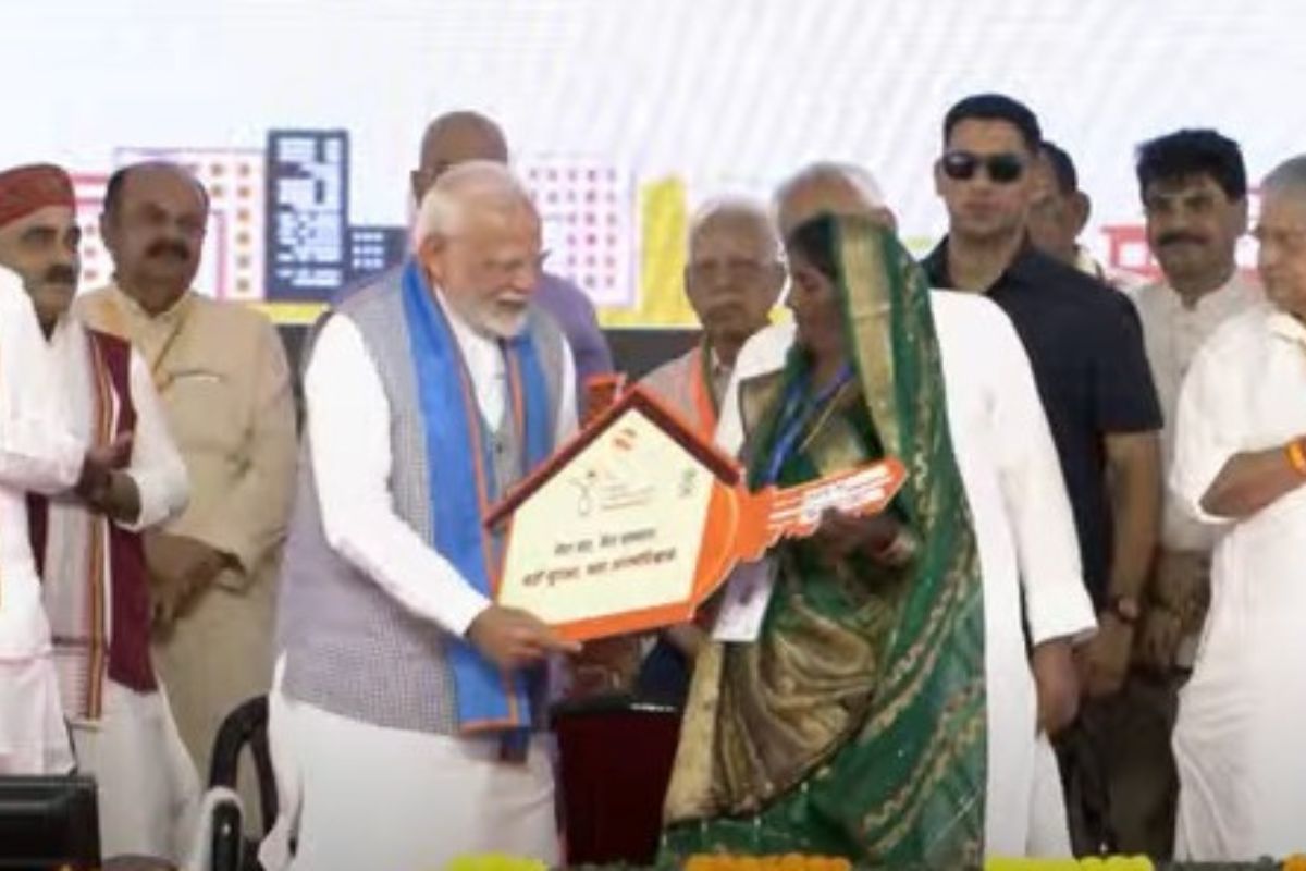 प्रधानमंत्री ने भेजी पीएम आवास योजना की पहली किस्त, बिहार के 53 हजार से अधिक झुग्गी-झोपड़ी वालों का बनेगा पक्का मकान