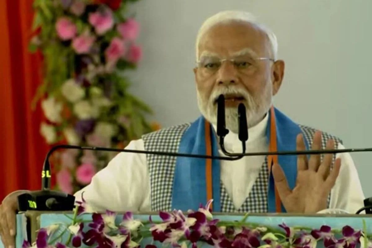 Bihar: “बिहारी स्वाभिमान से समझौता नहीं करते…”, सिवान में पीएम मोदी ने गिनाई बिहारियों की खासियत