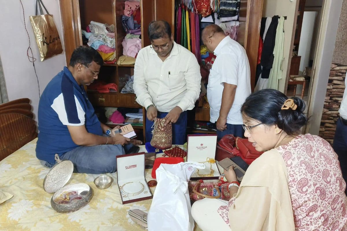 जब अफसर की अलमारी से निकला करोड़ों का खजाना, पटना में DFO की गुप्त कमाई पर चला विजिलेंस का हंटर
