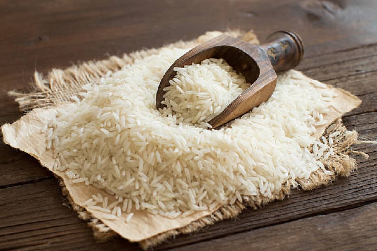 ईरान-इजराइल युद्ध से बढ़ा चावल निर्यातकों का संकट, भुगतान अटका और जहाज फंसे