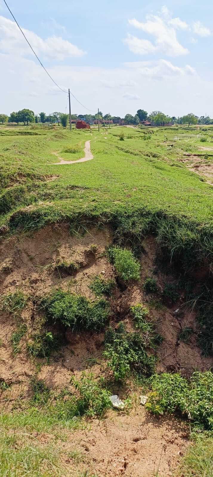 Giridih News :विस चुनाव से पहले हुआ शिलान्यास, अभी तक नहीं बनी खरगडीहा-बेलकुंडी सड़क