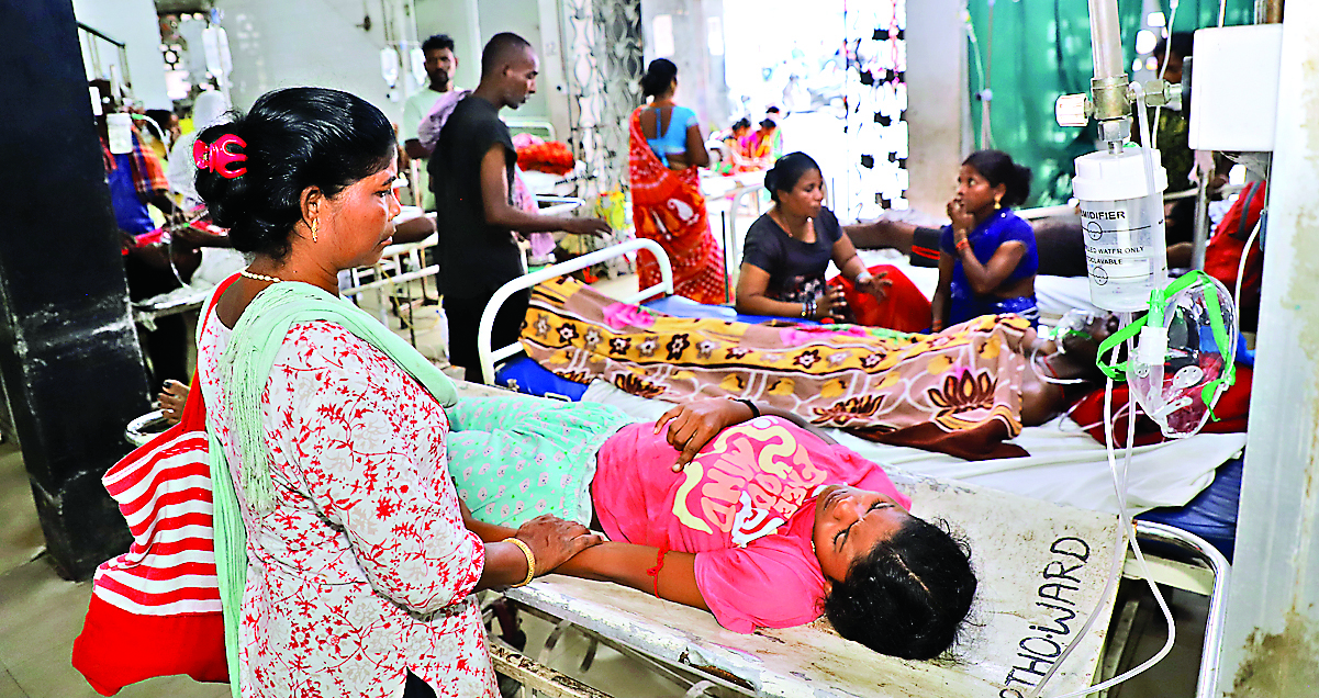 Jamshedpur News : सर्जरी व ऑर्थो में भर्ती बंद होने से मरीजों की बढ़ी परेशानी, किया जा रहा रेफर