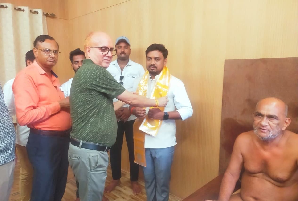 Giridih News: भाजपा युवा मोर्चा के प्रदेश उपाध्यक्ष का स्वागत