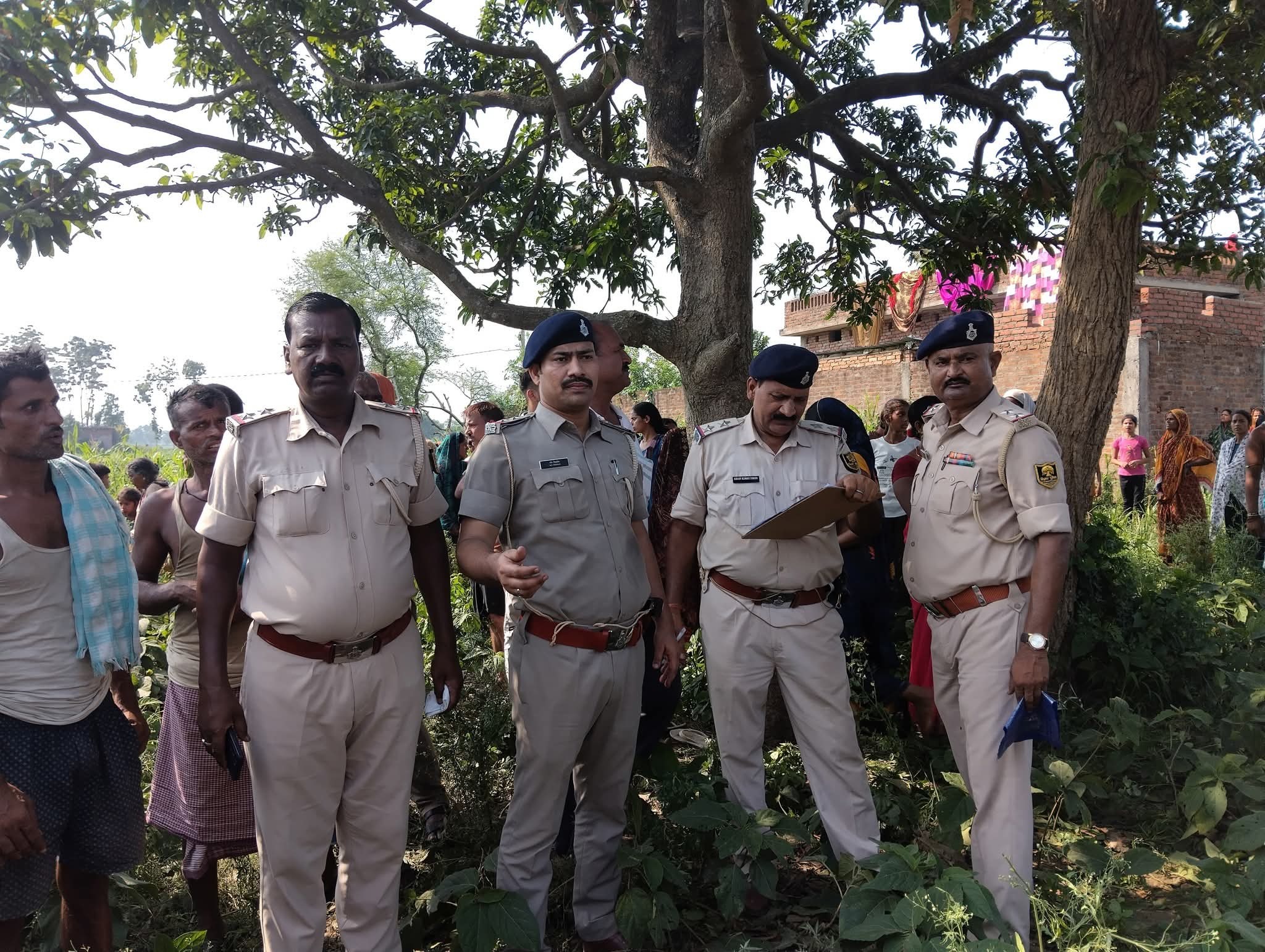 पढ़ाई को ले पिता ने डांटा, पुत्र ने फंदा लगा की आत्महत्या