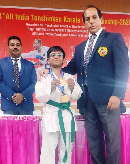 Bokaro News : कराटे में चंद्रपुरा के आरूश ने जीते दो गोल्ड मेडल