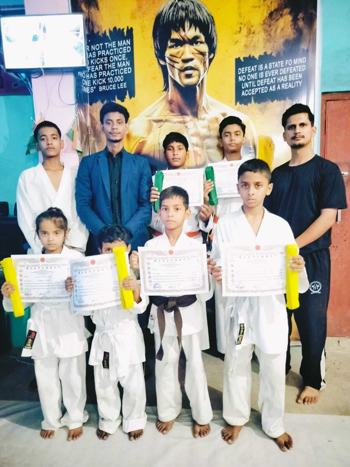 आठ कराटे खिलाड़ियों का हुआ बेल्ट प्रमोशन