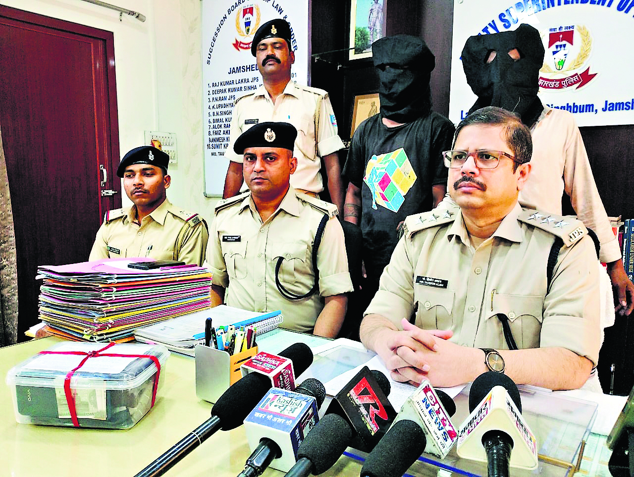Jamshedpur News : परसुडीह : नशे के लिए करता था छिनतई, महिलाओं को बनाता था निशाना, दो धराये