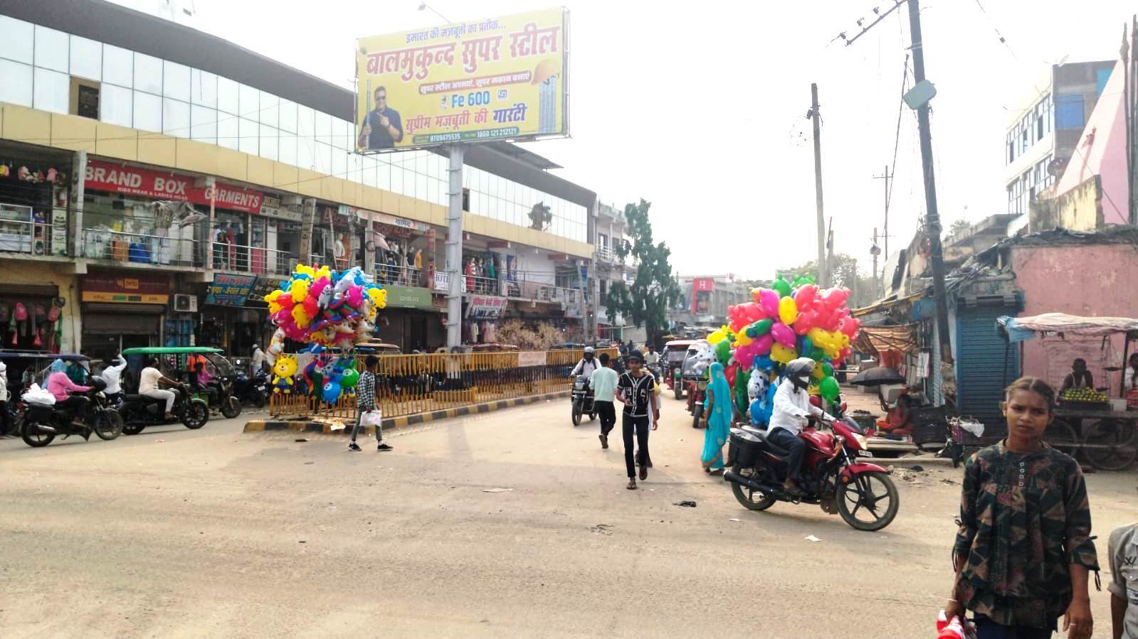 भखरूआ मोड़ पर पेयजल सुविधा का अभाव, गर्मी में बढ़ी परेशानी