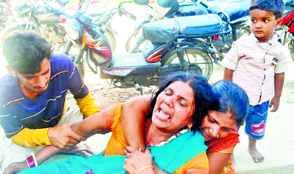 Gopalganj News : जमीन के विवाद में भाला घोंपकर एक की हत्या, 12 लोग हुए घायल
