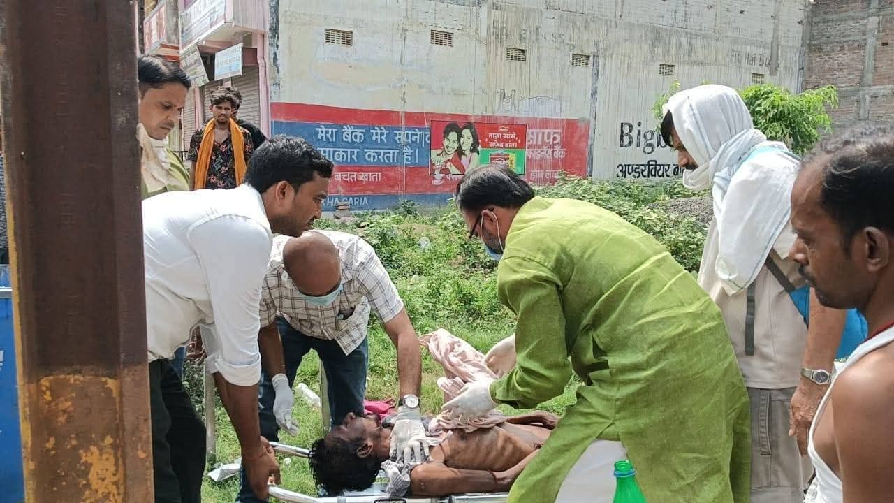 36 घंटे से झाड़ी में पड़े जख्मी युवक के लिए शिक्षक नेता बना मसीहा