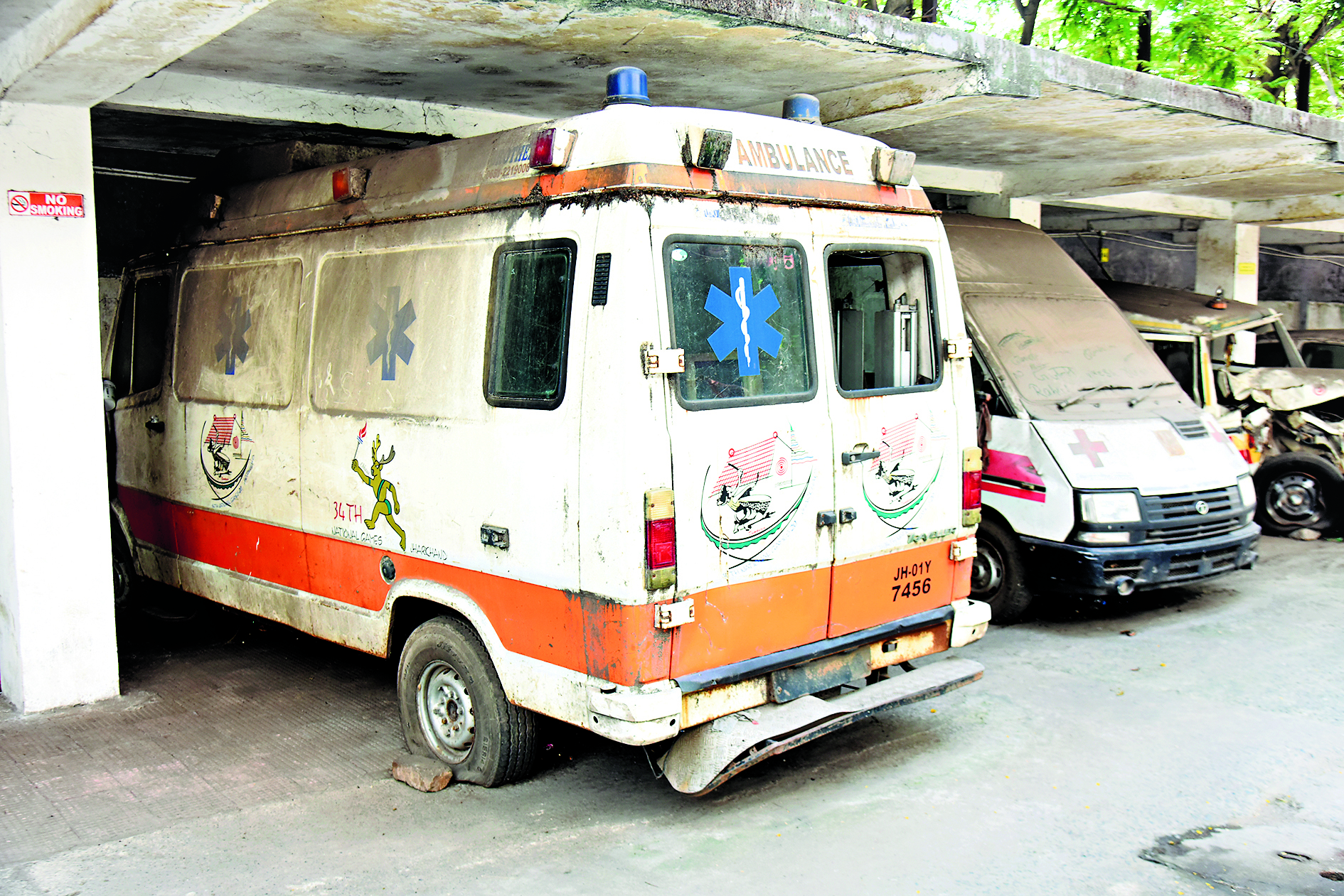 Jamshedpur News : एमजीएम : एक करोड़ की कार्डियक एंबुलेंस एक दिन भी चले बिना कंडम घोषित, 7 अन्य एंबुलेंस भी बेकार