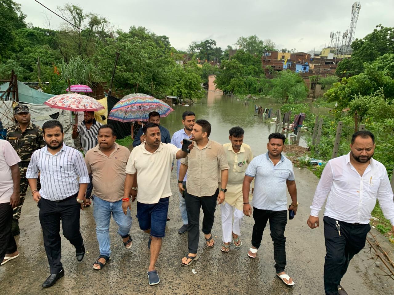 Jamshedpur news. कुणाल षाड़ंगी ने डीसी से की बात, प्रभावितों को भोजन व रहने की व्यवस्था देने को कहा