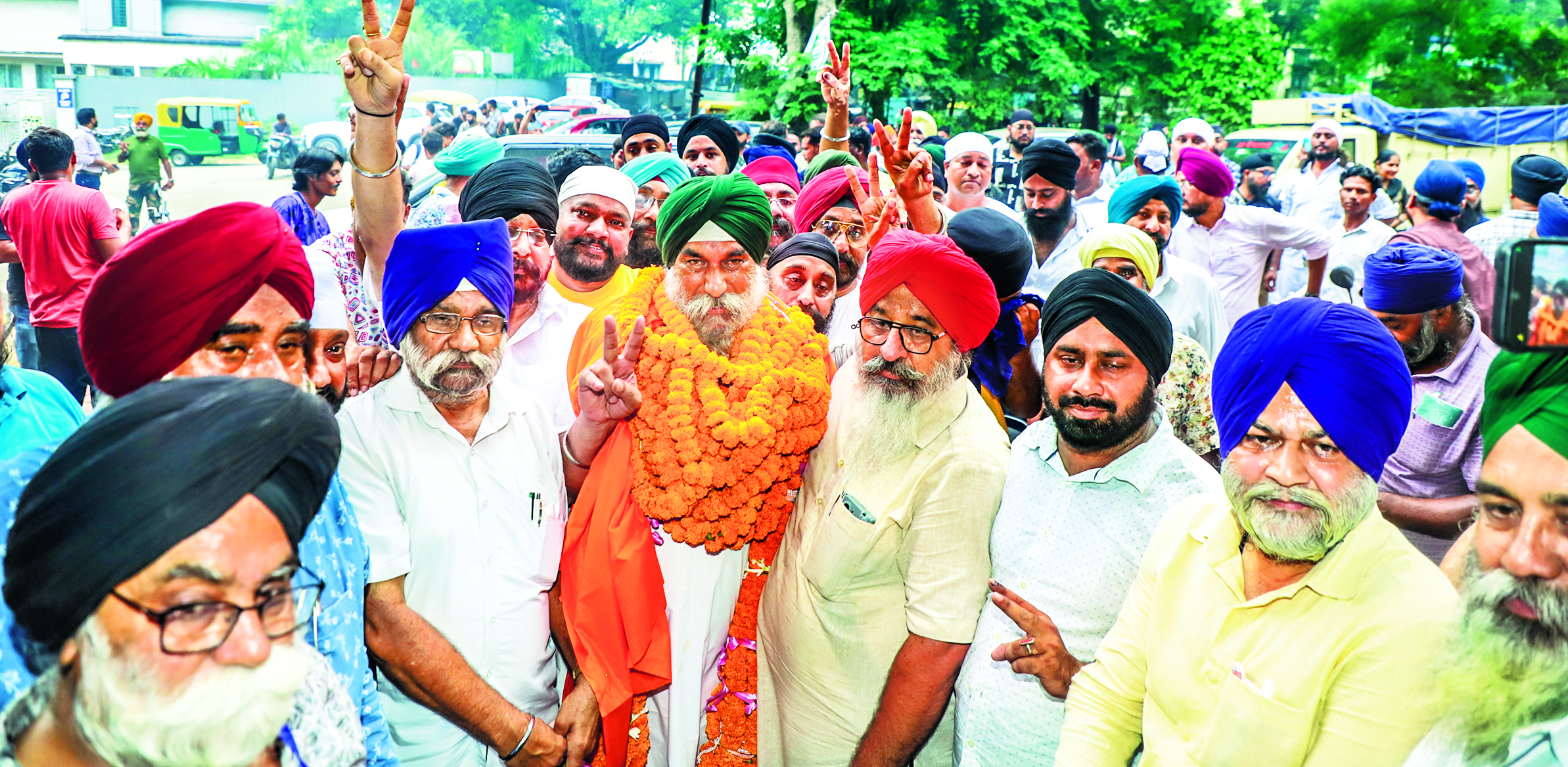 Jamshedpur News : हरविंदर सिंह मंटू ने जसबीर गांधी को 786 मतों से किया पराजित