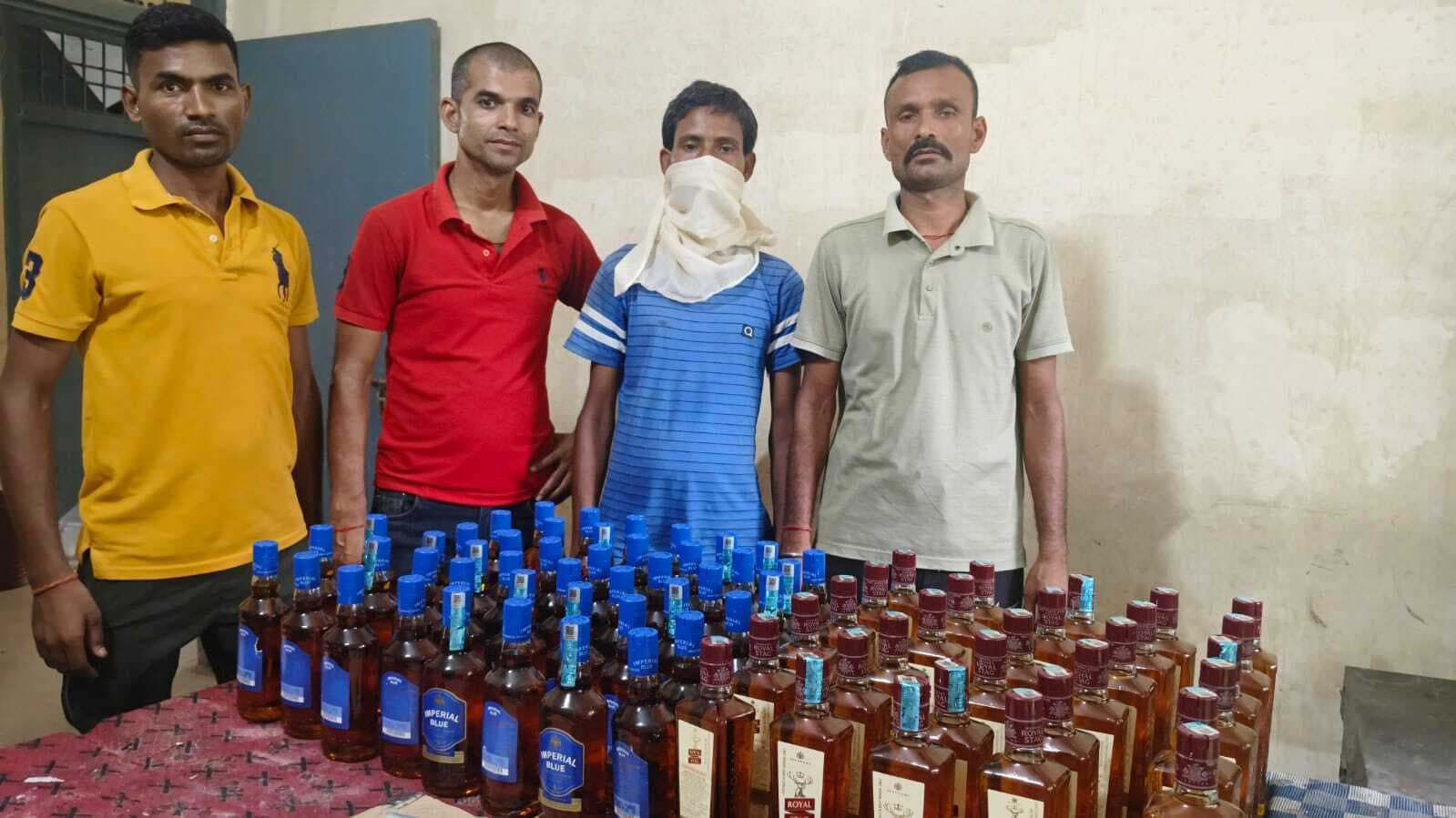 28 लीटर विदेशी शराब के साथ तस्कर गिरफ्तार