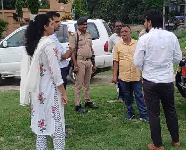 स्पोर्ट्स कॉम्प्लेक्स के निर्माण के लिए स्थल निरीक्षण