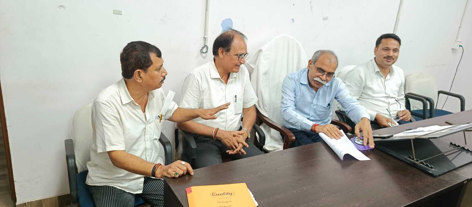 विधिज्ञ संघ के साथ अधिवक्ताओं को लोक अदालत की दी गयी जानकारी, आपसी सुलह-समझौता के आधार पर विवादों को निबटाने में सहयोग की अपील