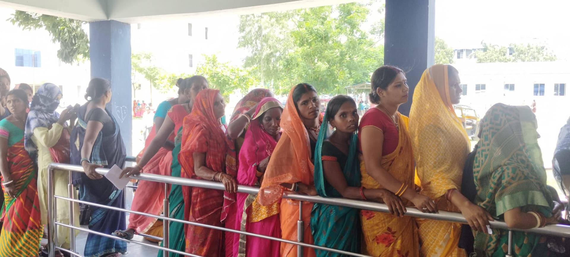 अस्पतालों में बढ़ने लगे वायरल बुखार, दस्त, मलेरिया के मरीज