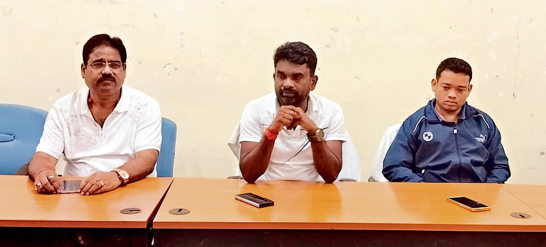 East Singhbhum News : आपदा में कोताही न बरतें, अलर्ट रहें पदाधिकारी : संजीव सरदार
