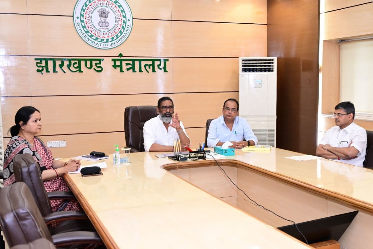 झारखंड में भारी बारिश से नुकसान पर सीएम हेमंत सोरेन गंभीर, सभी DC को दिए ये निर्देश
