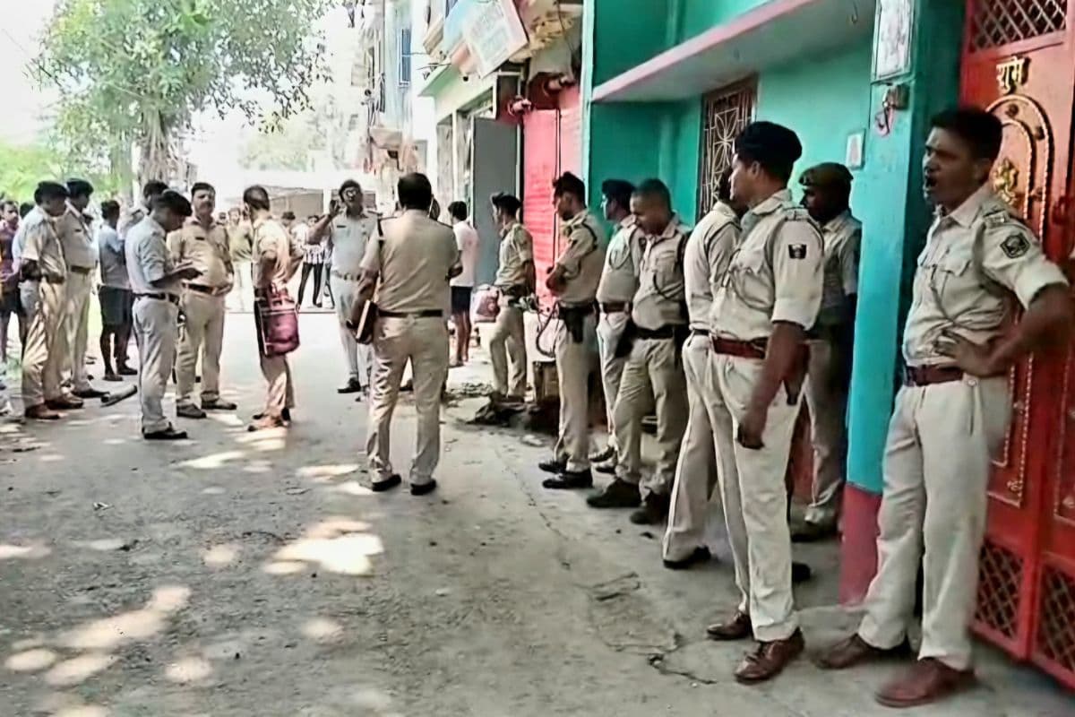 Patna Crime: पटना में घर में घुसकर एक ही परिवार के तीन लोगों को मारी गोली, मां-बेटी की मौत