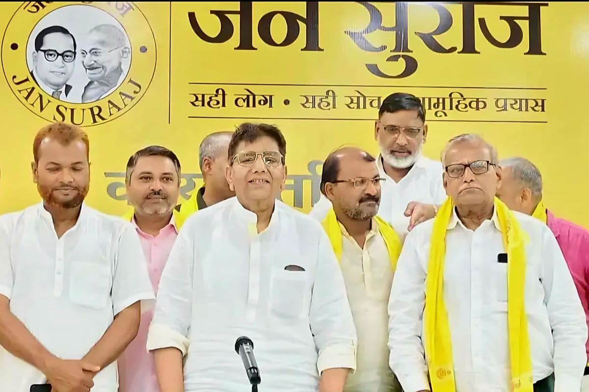 Bihar Politics: जनसुराज पार्टी से CM फेस का नाम आया सामने, राष्ट्रीय अध्यक्ष ने दी बड़ी जानकारी