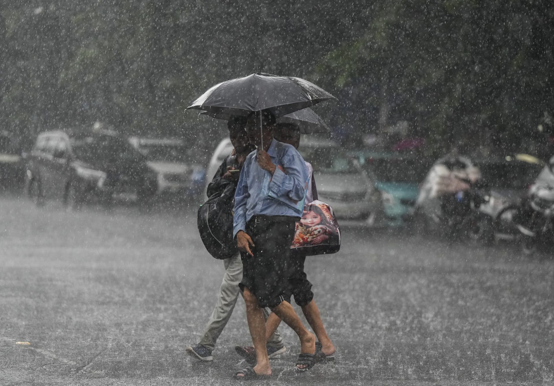 Bihar Weather: बिहार में आफत की बारिश, 6 जिले में ऑरेंज तो 8 जिलों में येलो अलर्ट