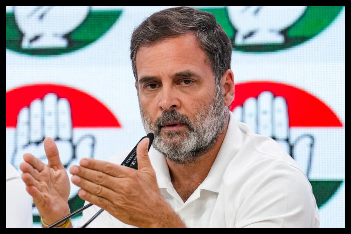 ‘वोट चोरी में निर्वाचन आयोग शामिल’, राहुल गांधी का आरोप, कहा ‘सबूत के इस ‘एटम बम’ के फटने से कोई नहीं बचेगा’