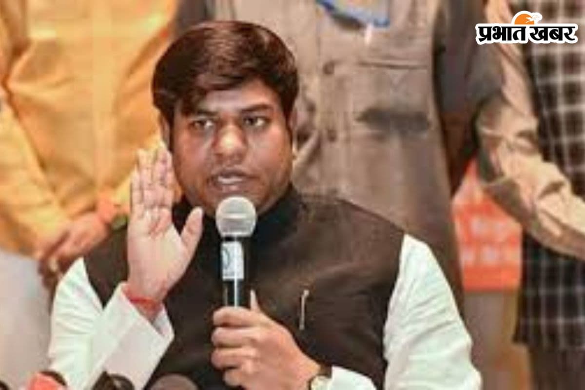 Bihar Chunav 2025: मुकेश सहनी को NDA से मिला खुला ऑफर, क्या सहनी एक बार फिर पाला बदलेंगे?