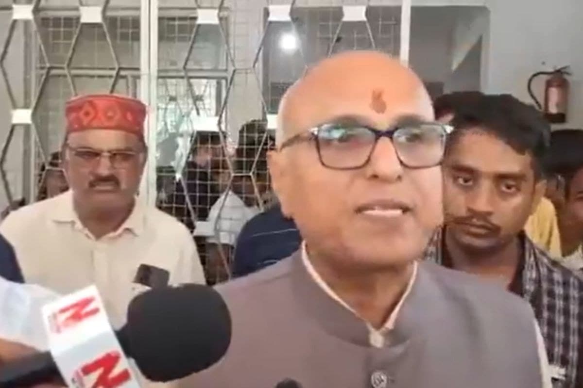 MP News: ‘डिलीवरी की डेट बताओ, उठवा लेंगे’, MP के सीधी में सड़क मांगने पर सांसद ने यह क्या कह दिया?