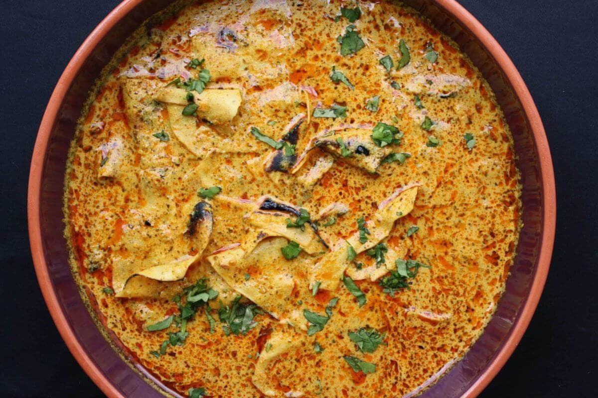 Papad sabji Recipe: चखना है रेगिस्तान का स्वाद, ट्राय करें आसान तरीका