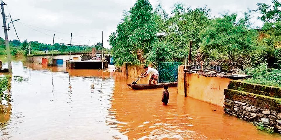 Rourkela News : बारिश से कोइड़ा में बाढ़ की आशंका, सोयम्बा व रेलाहातु पंचायत का बाहर से संपर्क कटा