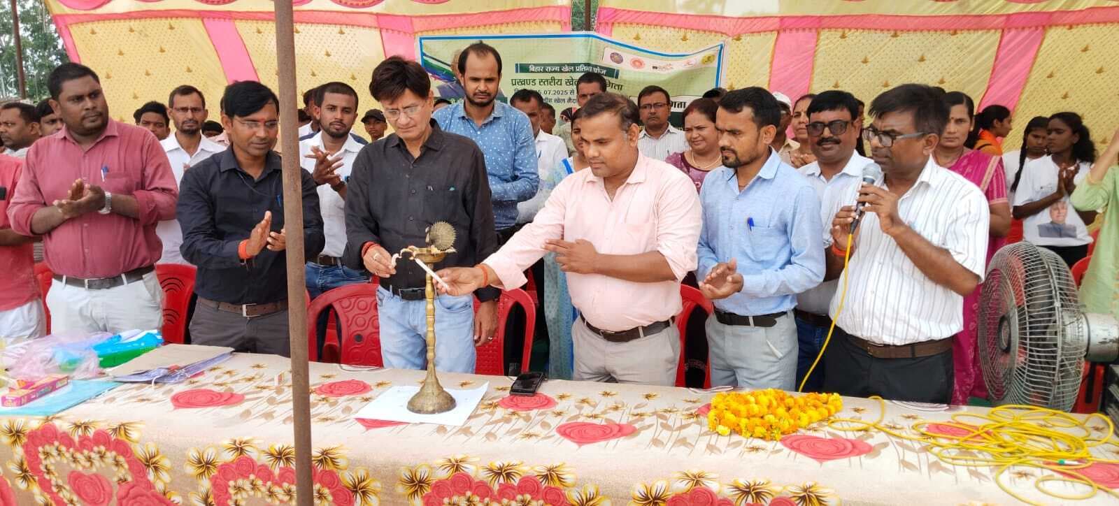 खेल प्रतियोगिता में छात्र-छात्राओं ने दिखायी प्रतिभा