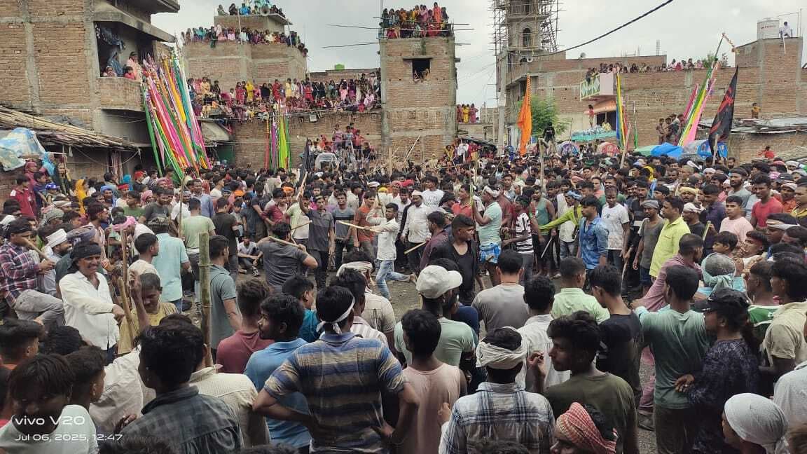 मुहर्रम पर निकला जुलूस, इमाम हुसैन की शहादत को किया गया याद