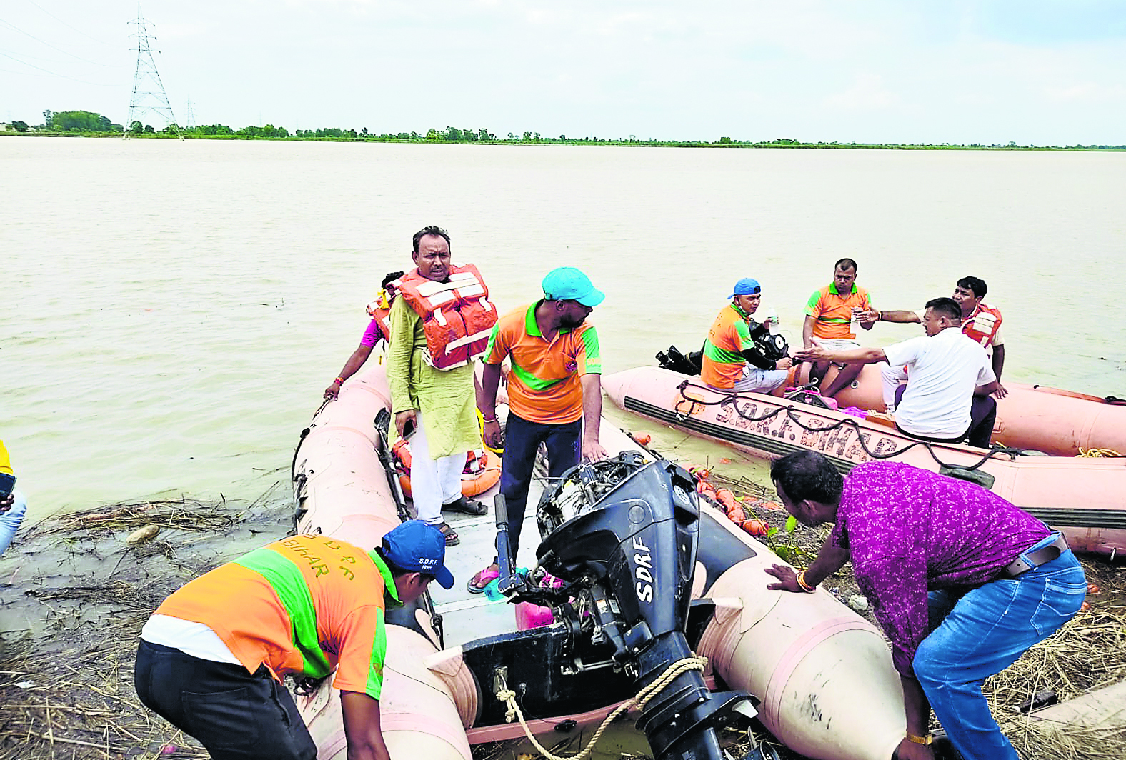 Gopalganj News : गंडक में सत्तरघाट से सात किमी दूर मिला वीआइपी के जिला कोषाध्यक्ष की बेटी का शव, हाथ-पैर को बांध कर नदी में फेंका गया