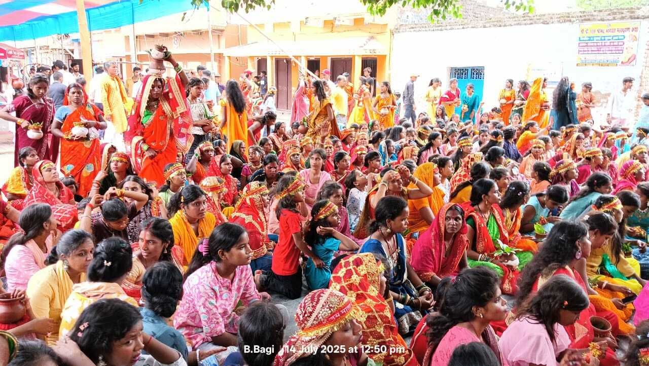 Bhagalpur news भागवत कथा को लेकर निकाली गई कलश शोभायात्रा