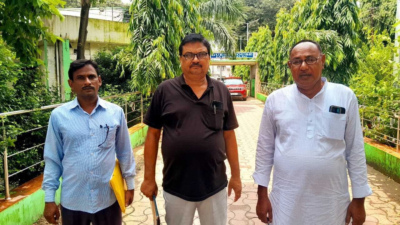 कोलियरी प्रबंधन की गलत नीति से सड़क पर जल जमाव : यूनियन नेता