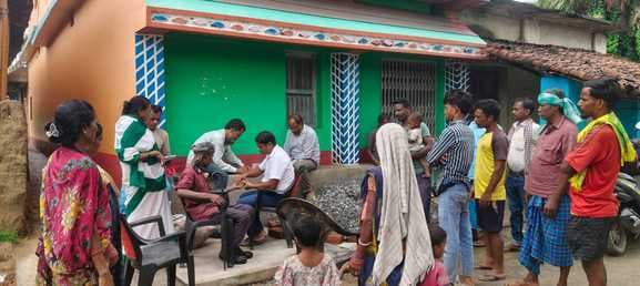 मास फीवर सर्वे और रक्त परीक्षण शिविर आयोजित