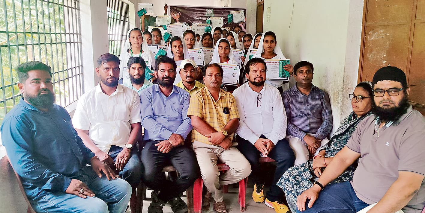 Chaibasa News : तालीम की बुनियाद पर ही खड़ा होता है सभ्य समाज का महल : कपूर
