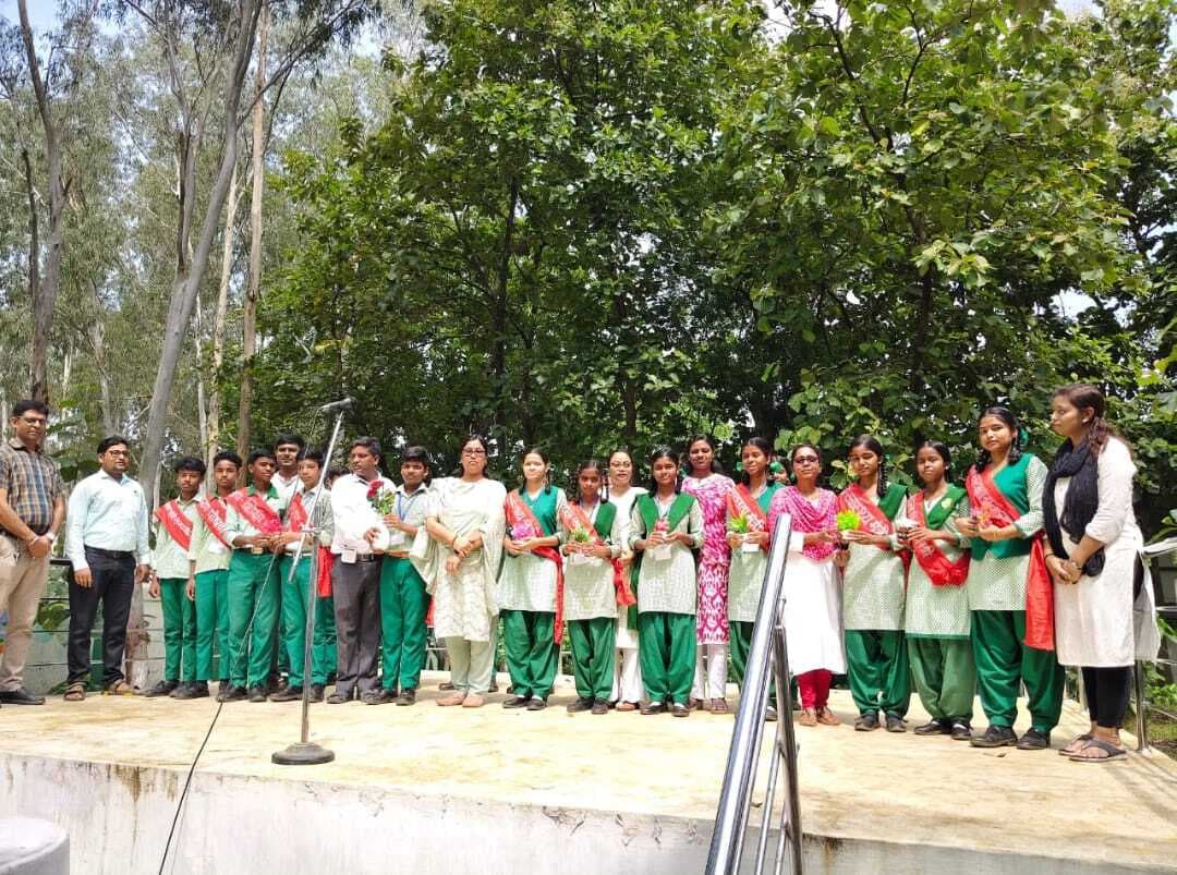 East Singhbhum News : 9वीं का छात्र उदय पीएम व छात्रा सुप्रिया अध्यक्ष