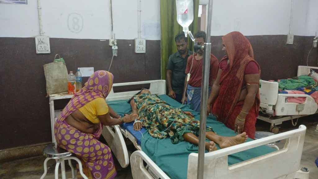 लोबंधा गांव में आकाशीय बिजली गिरने से महिला बेहोश