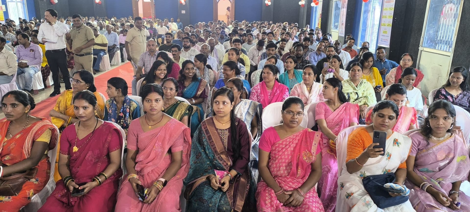 Giridih News: डाक जीवन बीमा से परिवारों की वित्तीय सुरक्षा होती है सुनिश्चित : डाक निदेशक