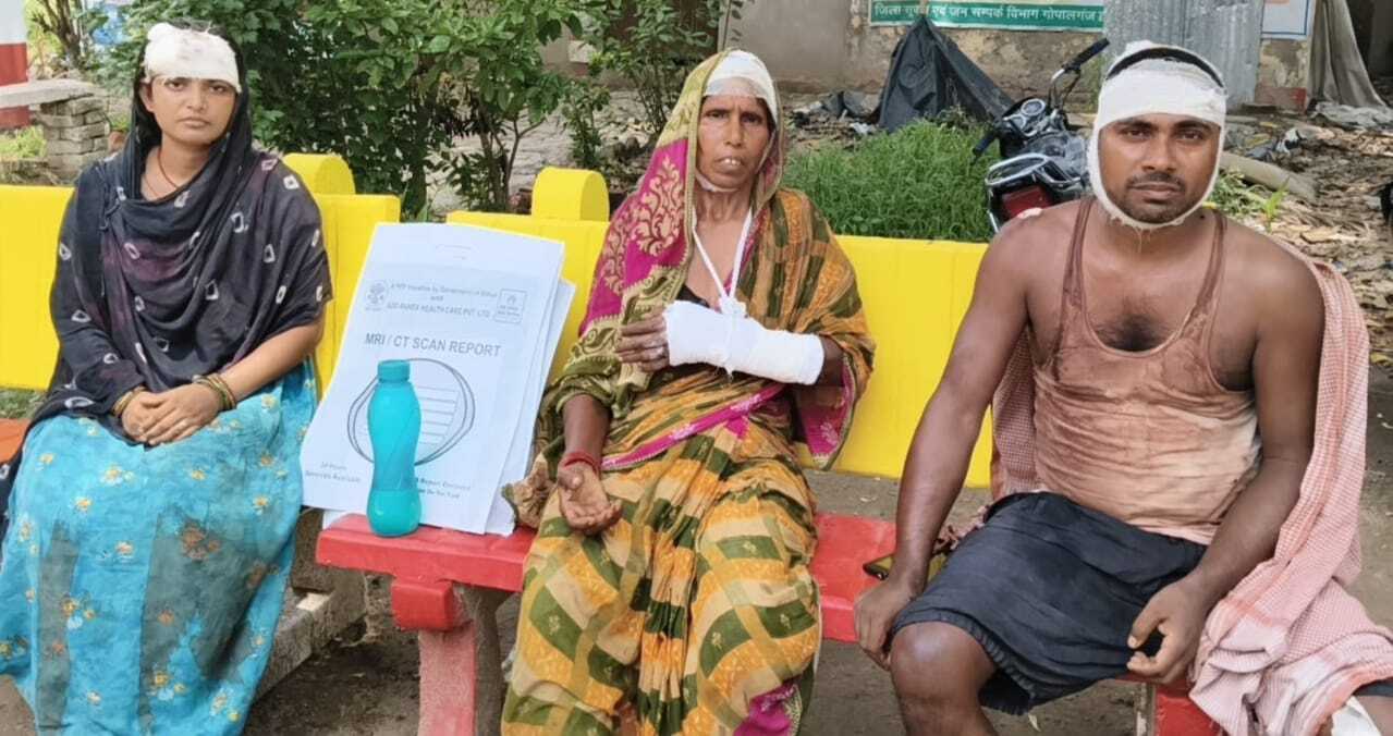 दो पक्षों के बीच खूनी संघर्ष में दो महिलाओं सहित तीन लोग घायल, दूसरे पक्ष के तीन हिरासत में