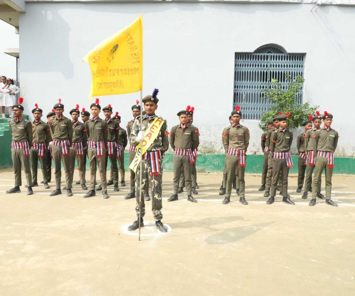 कारगिल दिवस पर सैनिक स्कूल के बच्चों ने किया मार्च पास्ट