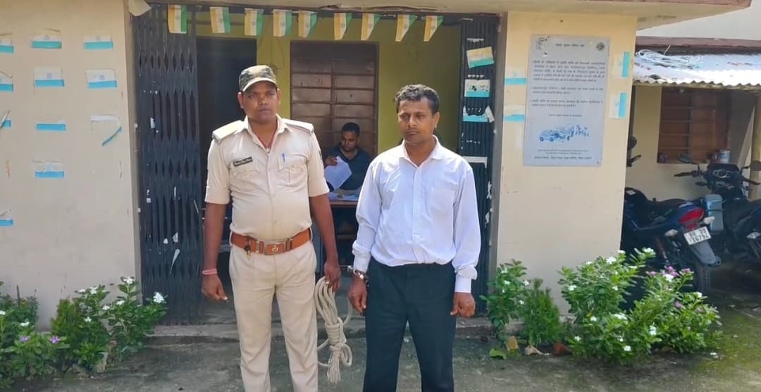 मारपीट व हत्या के प्रयास में फरार नामजद व शराबी धराये