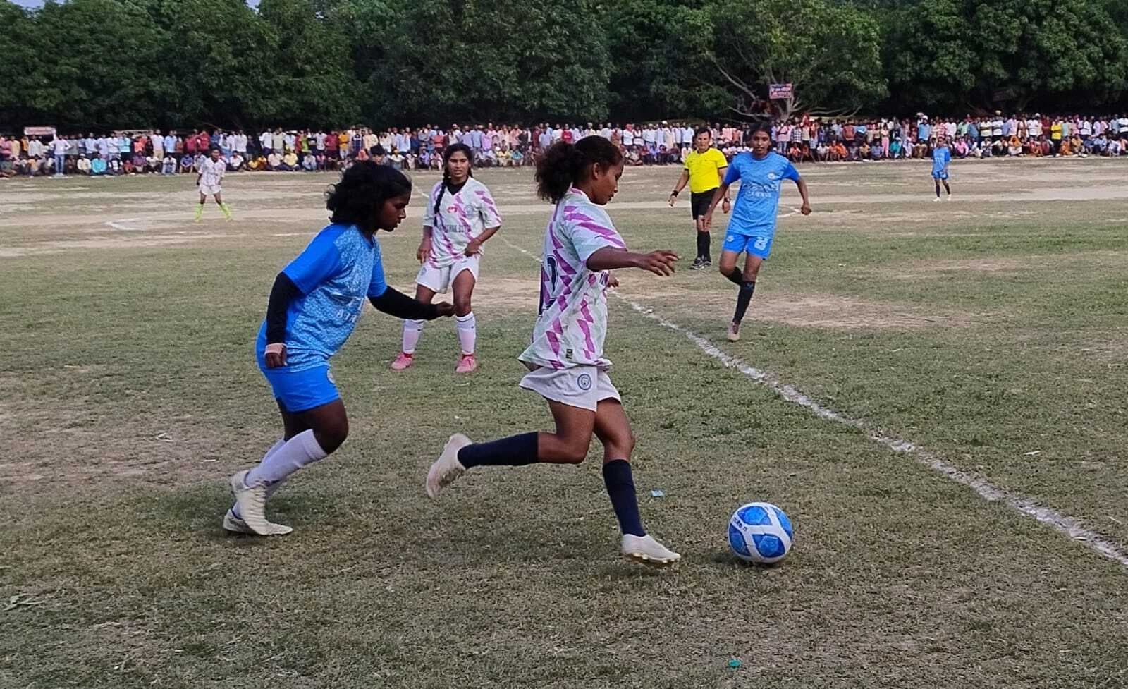 Motihari: दरभंगा ने दलसिंहसराय को 1-0 से हरा ट्रॉफी पर कब्जा जमाया