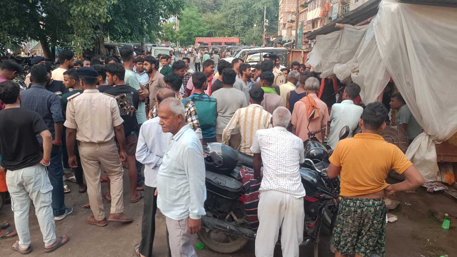 मानसिक रूप से बीमार युवती नग्न अवस्था में झाड़ी से बरामद