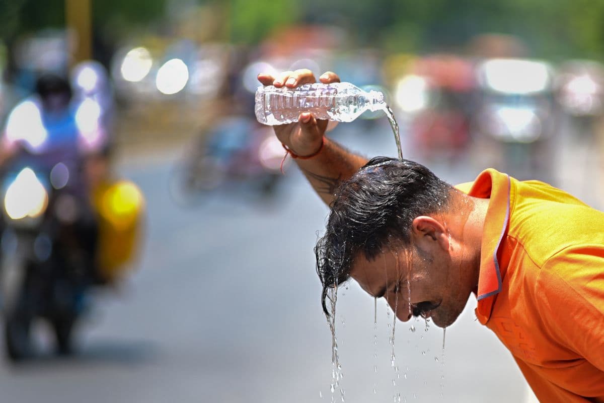 Bihar Weather Today: बिहार में गर्मी-उमस का कहर जारी, जानें कब से बदलेगा मौसम का मिजाज
